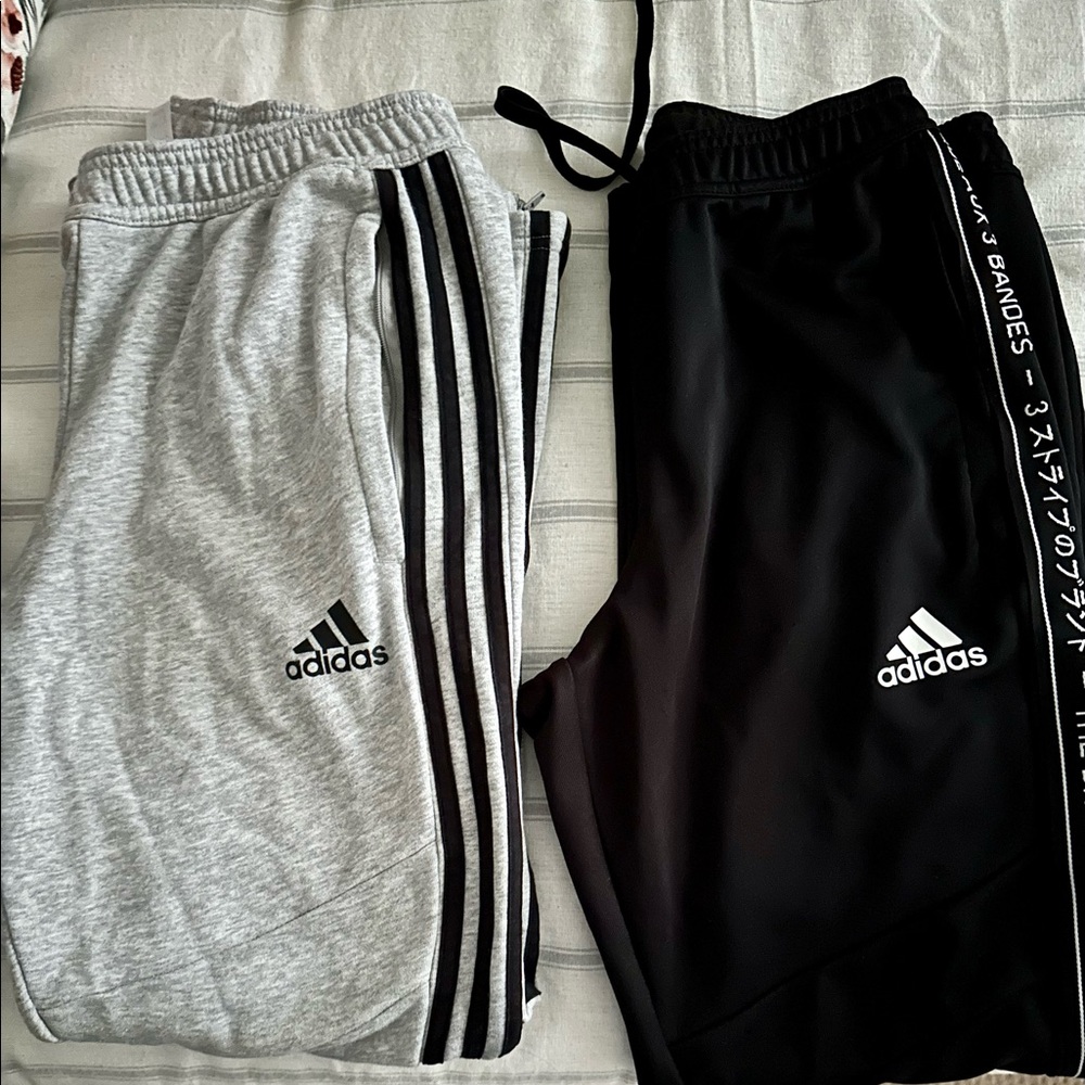 Adidas mens joggers S